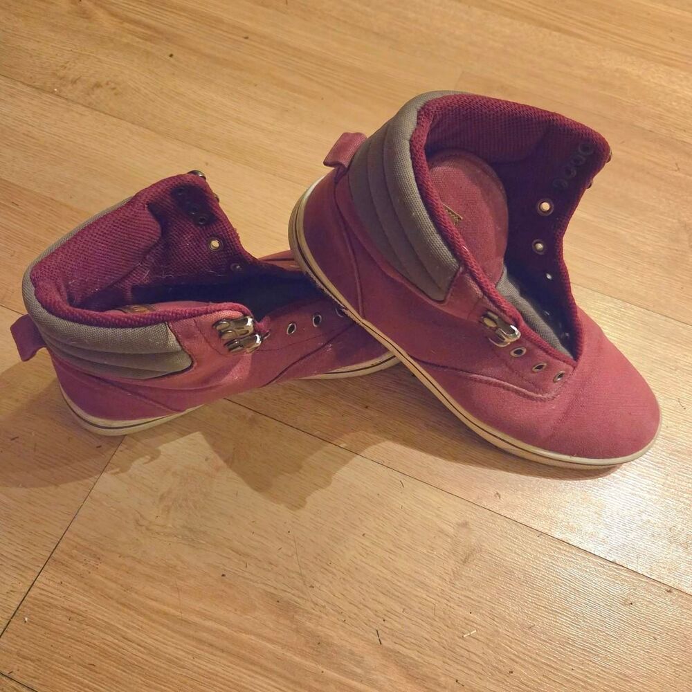 Vtado laceup burgundy  high  tops. vintage  retro  vibes size 7.5 unisex street
